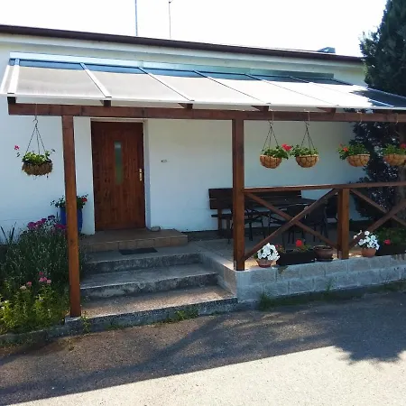 U Kyjova 게스트하우스 Kelcany